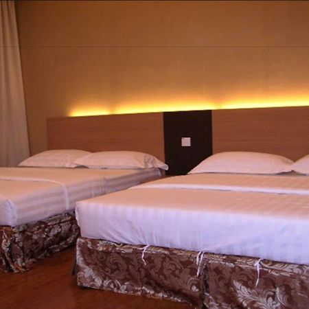 Lbs Hotel Cheras Exterior photo