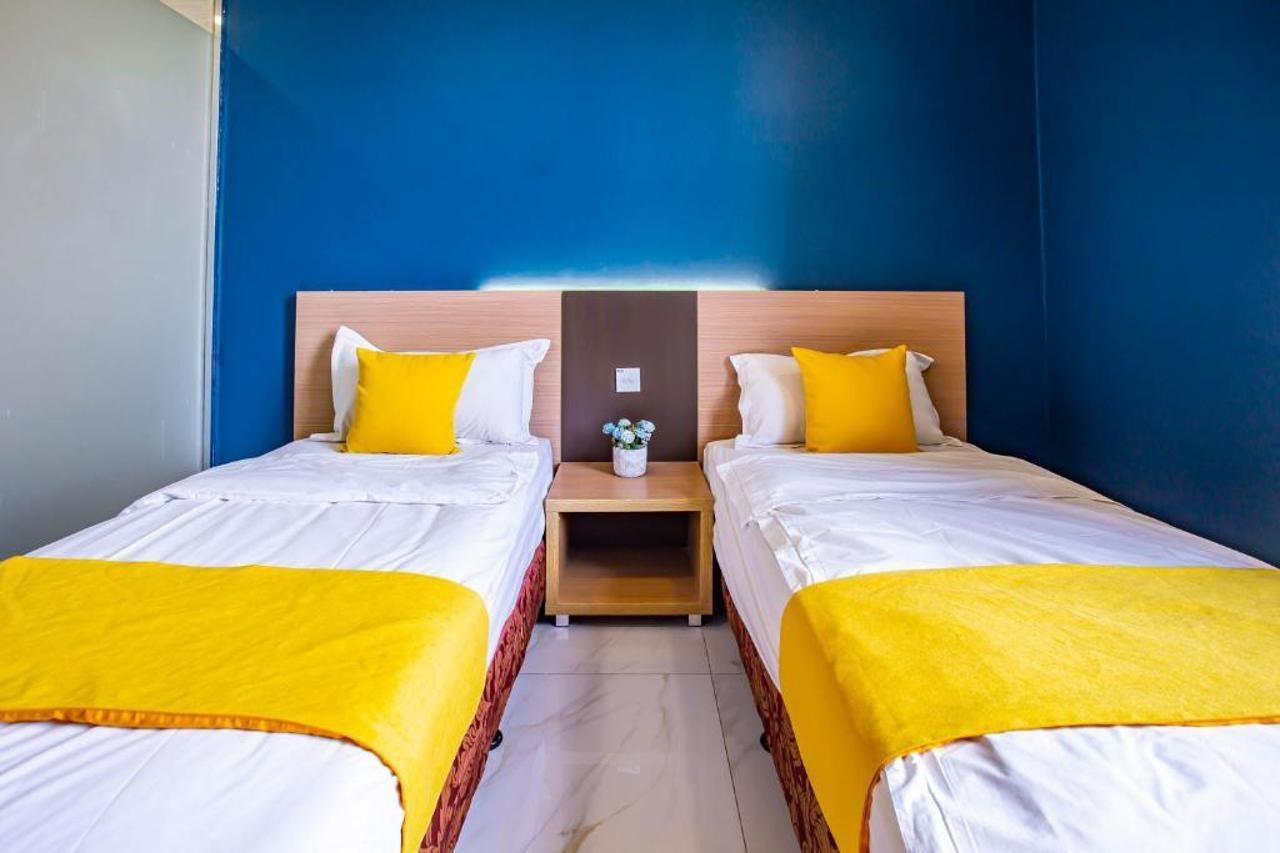 Lbs Hotel Cheras Exterior photo