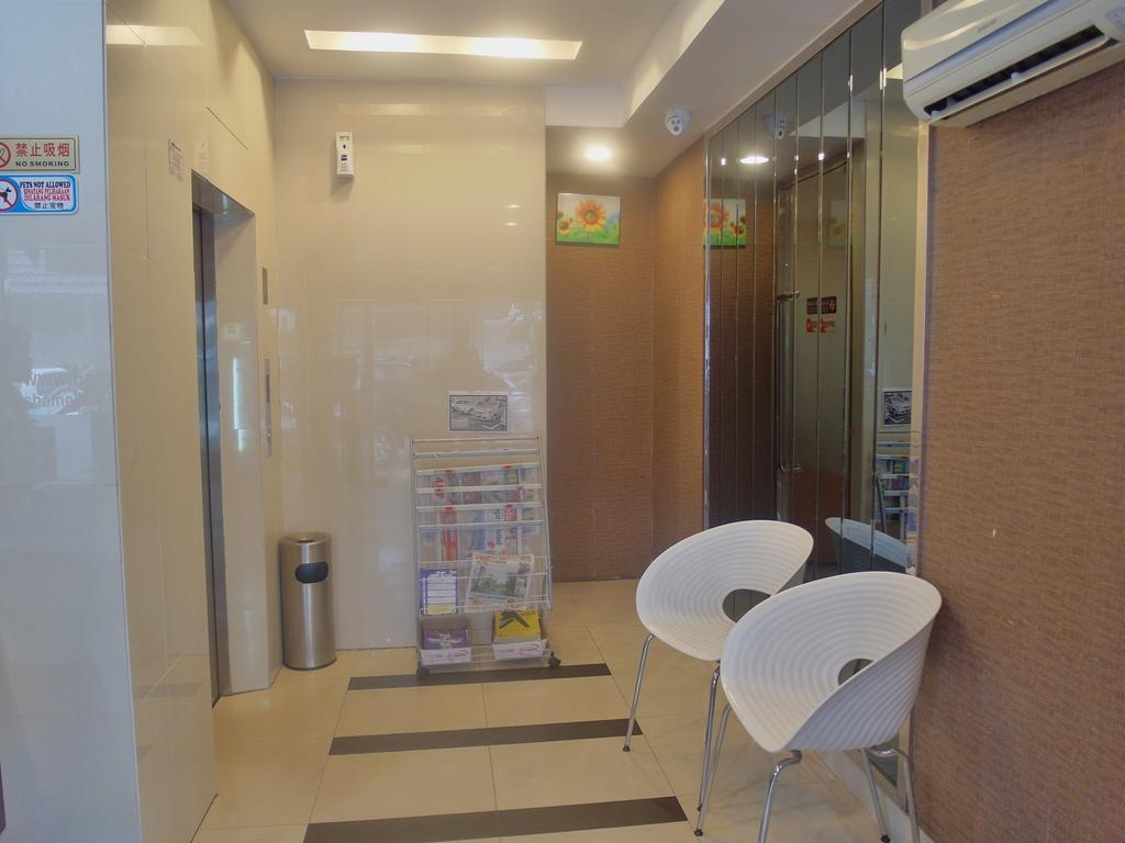 Lbs Hotel Cheras Exterior photo